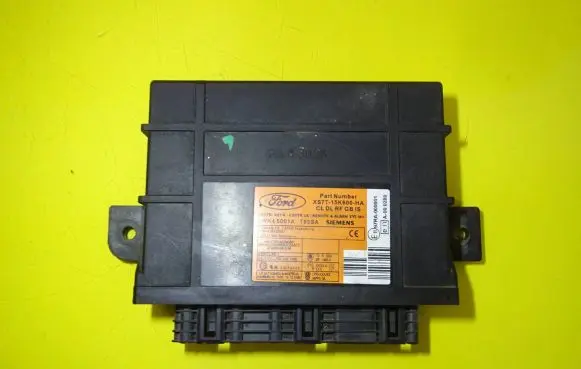 Ford Mondeo MK II Comfort/convenience module XS7T-15K600-HA 5WK45001A