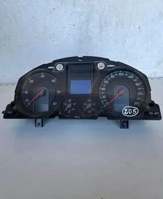 Volkswagen PASSAT B6 Speedometer (instrument cluster) 3C0920860N V0002000