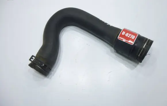 Engine coolant pipe/hose