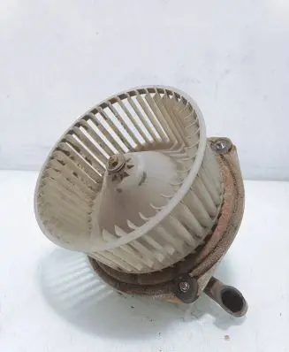 Nissan King Cab Heater fan/blower
