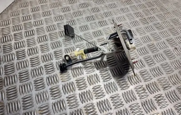 Mazda CX-5 II Fuel level sensor Kb8f 17f17d10 Kb8w