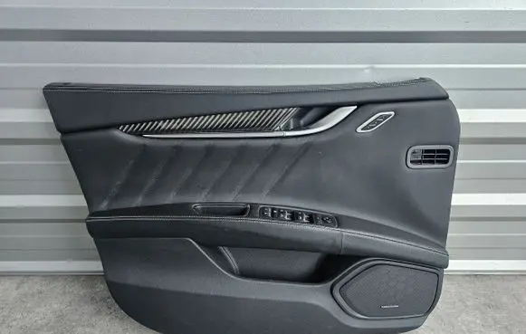 Maserati Quattroporte Front door card panel trim lpgqtplinksvorne
