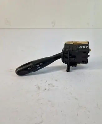 Suzuki Grand Vitara II Light switch 173744