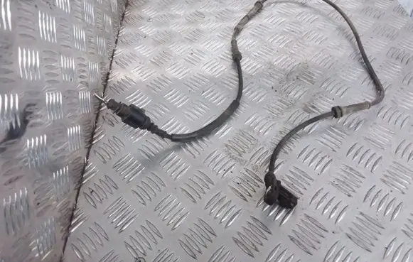 Seat Alhambra (Mk1) ABS rear brake sensor 7M3927807J 2M212B372AA
