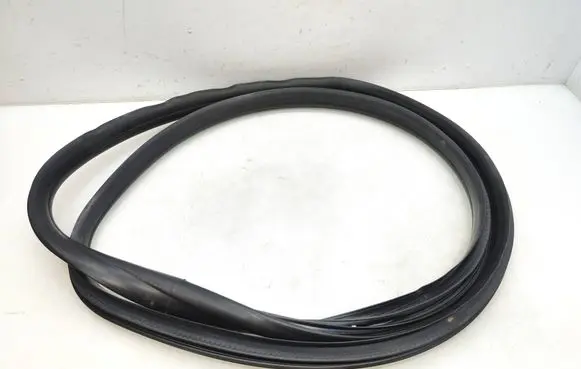 Volvo S60 Front door rubber seal P594A