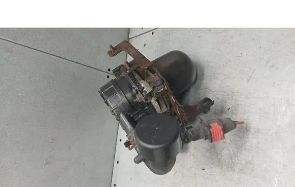 Citroen Xsara Picasso Secondary air pump 9639450180