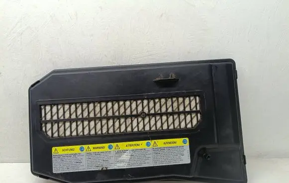Volkswagen Touareg I Battery box tray cover/lid 7L0864643B 547570