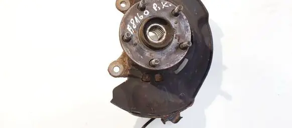 Front wheel hub