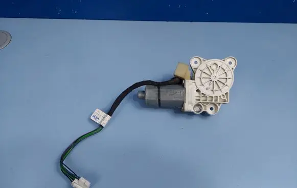 Mercedes-Benz E W211 Front door window regulator motor A2118202942 993626101 0130821970