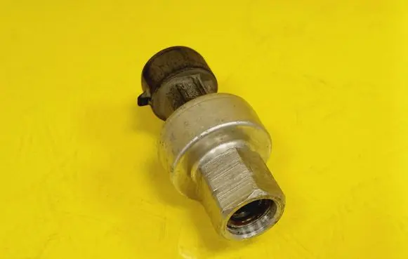Air conditioning (A/C) pressure sensor