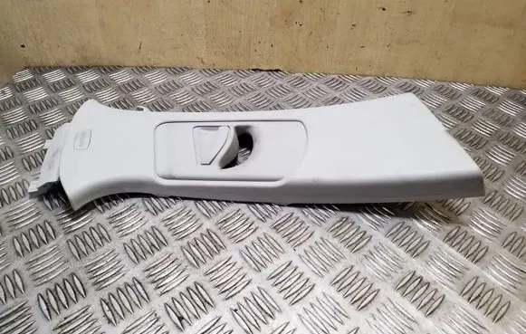 Skoda Yeti (5L) (B) pillar trim (top) 5L0867244 5L0867294