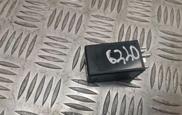 Audi A4 S4 B6 8E 8H Other relay 8E0907307D 7038900294