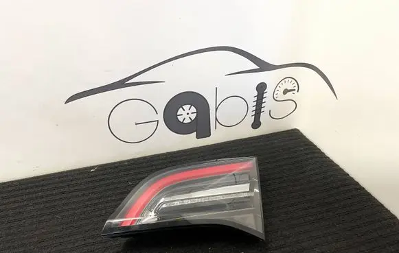 Tesla Model Y Rear/tail lights 160208900B 1602089-00-B