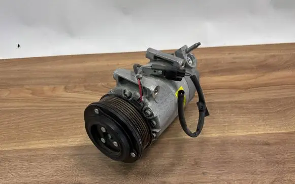 Ford Kuga II Air conditioning (A/C) compressor (pump) GV6119D629WA