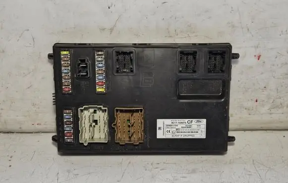 Ford Transit Comfort/convenience module 8C1T14A073CF