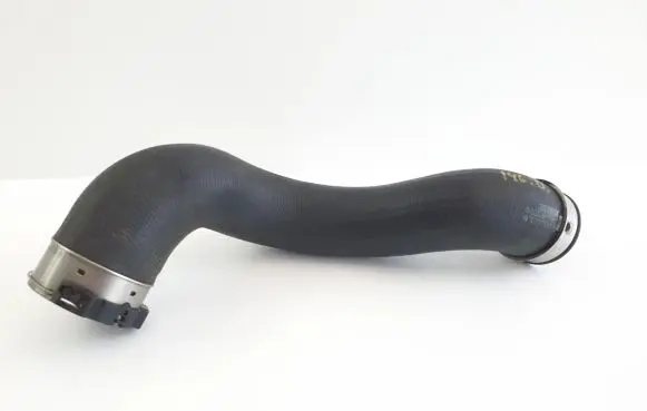Mercedes-Benz E W212 Intercooler hose/pipe A2045280682