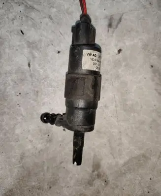 Audi A6 S6 C6 4F Headlight washer pump 3B7955681