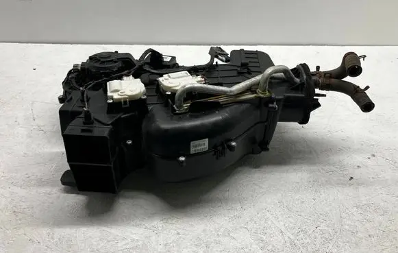 Dodge Durango III Interior heater climate box assembly 16J23B 68186198AD GJU0005389B4