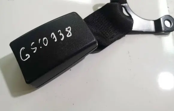 Opel Zafira B Front seatbelt buckle 606471700 13203923