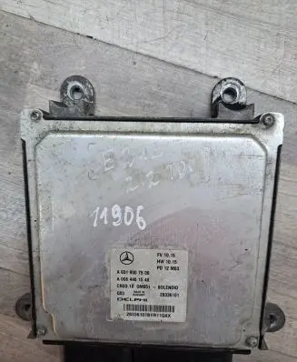 Mercedes-Benz E W212 Engine control unit/module A6519007500 28336101 A0064461540