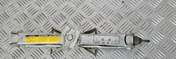 Toyota RAV 4 (XA20) Lift Jack 