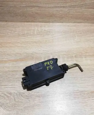 Mitsubishi Galant Eterna Central locking motor 1528005011 MB320440