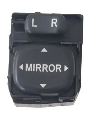 Wing mirror switch
