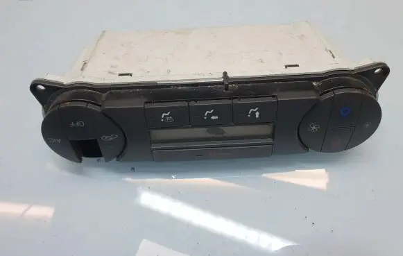 Ford Mondeo Mk III Climate control unit 3S7T18C612AJ WSJA70416