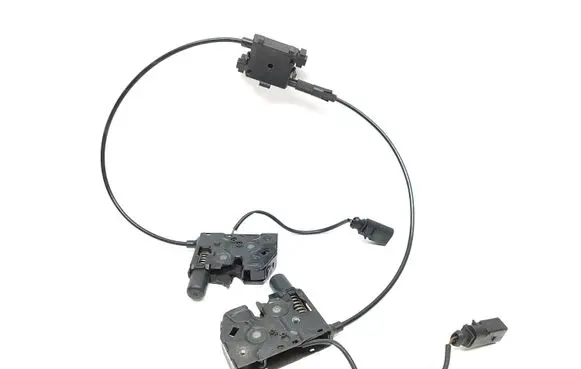 Audi A6 C7 Engine bonnet/hood lock/catch