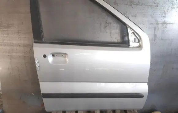 Suzuki Ignis Front door Z2SD02