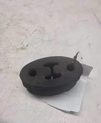 Volvo S60 Muffler mount bracket/holder 30748235