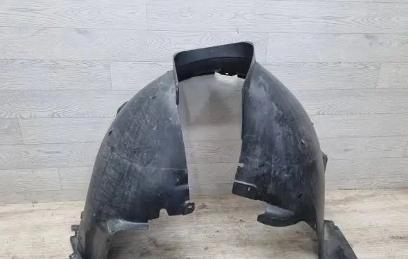 Volkswagen Multivan T6 Front wheel arch liner splash guards 7E0809957E 7E0809957D