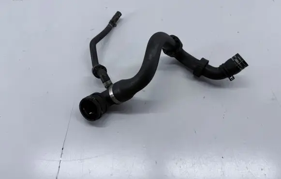 Volkswagen Touareg I Engine coolant pipe/hose 7L6122291F