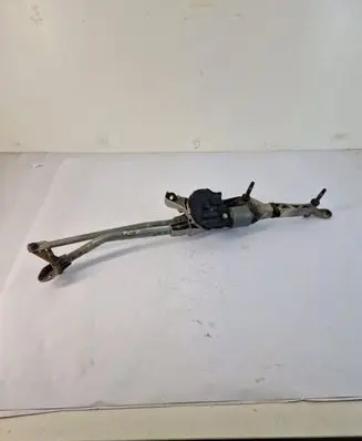 Mercedes-Benz C W204 Front wiper linkage and motor a2048201040