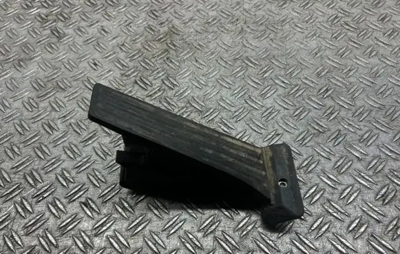 BMW X1 E84 Accelerator throttle pedal