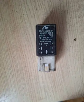 Ford Galaxy Coolant fan relay 7M0919506B