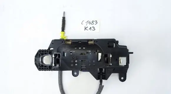 Audi A4 S4 B9 Front door exterior handle/bracket 8W0283812A