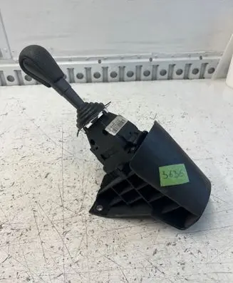 Renault Master III Gear shifter/selector 8200915410 130540048 N345873043