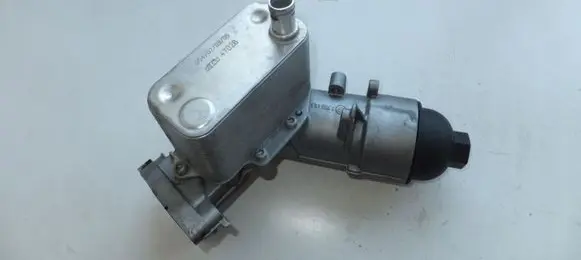 BMW 7 E65 E66 Oil filter mounting bracket 7788453 BMW7788453