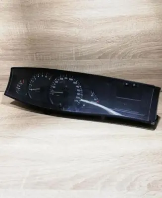 Opel Omega A Speedometer (instrument cluster) 90457947 X69110282