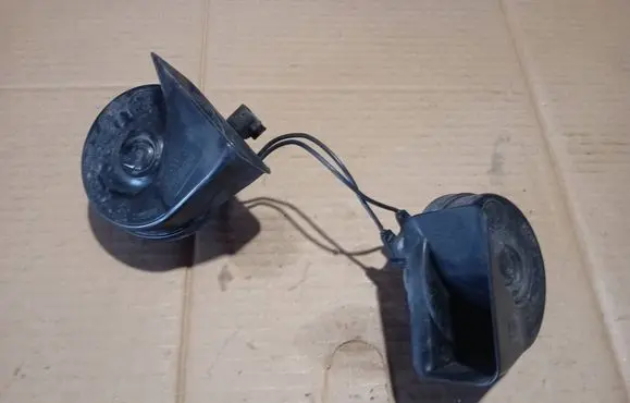 Opel Insignia A Horn signal 0055306