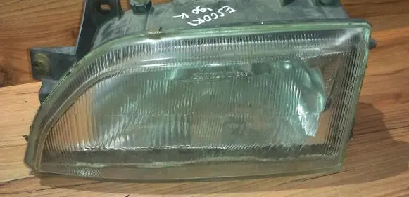 Ford Escort Headlight/headlamp 91ag13006sa2c