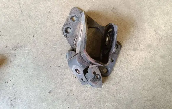 Nissan X-Trail T32 Other rear suspension part 