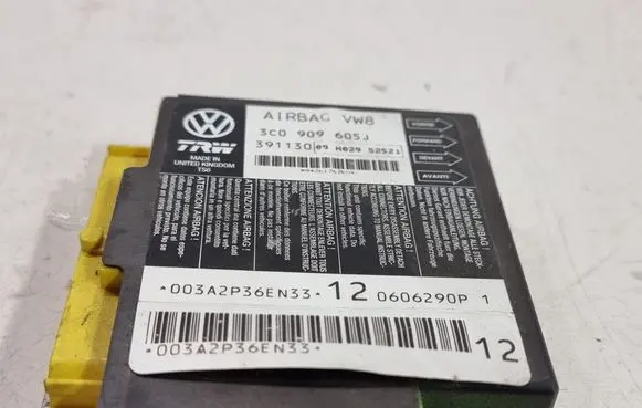 Volkswagen PASSAT B6 Airbag control unit/module 3C0909605J