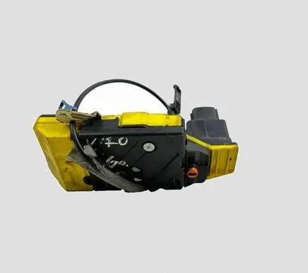 Volvo V70 Rear door lock