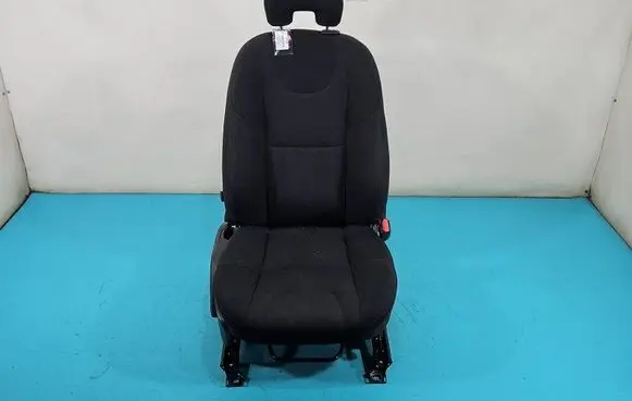 Volvo V40 Front passenger seat IMPRK1477085