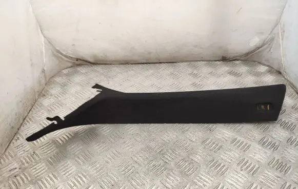 BMW 6 F12 F13 (B) pillar trim (bottom) 8051013 130100907