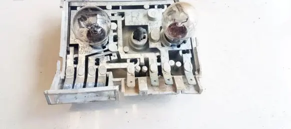 Audi 80 90 B3 Tail light bulb cover holder THK81