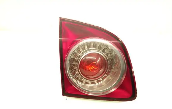 Volkswagen Golf Plus Tailgate rear/tail lights 5M0945093H