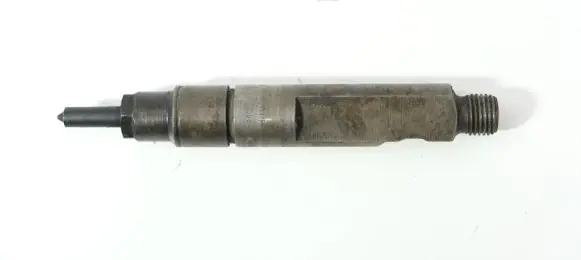 Audi A6 S6 C4 4A Fuel injector 046130201E